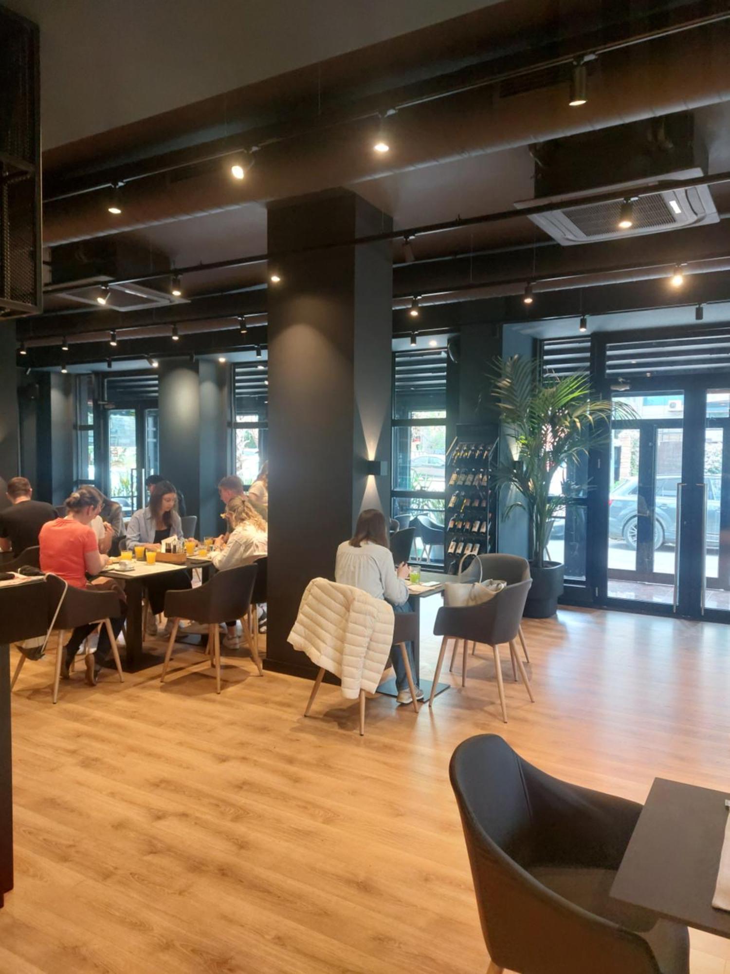 Mulaj Hotel Tirana Kültér fotó